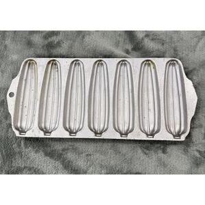 Vintage Wearever Cast Aluminum Corn Bread Pan Mold Tray 2707